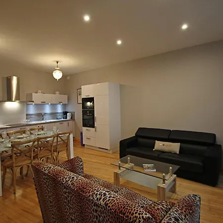 Spacieux Au Coeur D'epinal, 3 Chambres, Proche Commodites - Fr-1-589-82 Holiday home