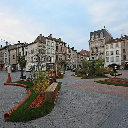 Spacieux Au Coeur D'epinal, 3 Chambres, Proche Commodites - Fr-1-589-82 * Epinal